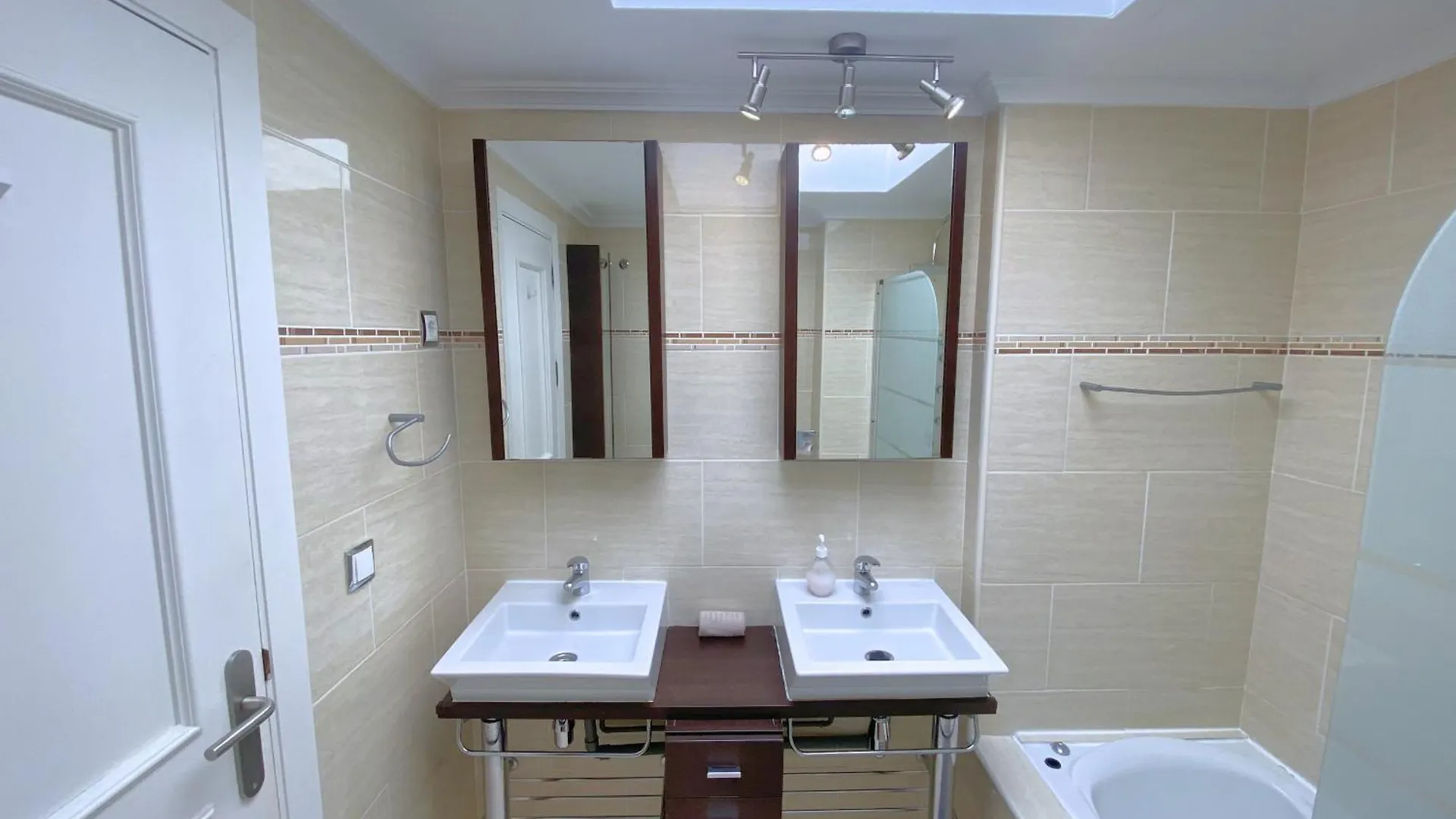 Benalmadena Harbour Penthouse With Big Terrace And Sea View Apartment